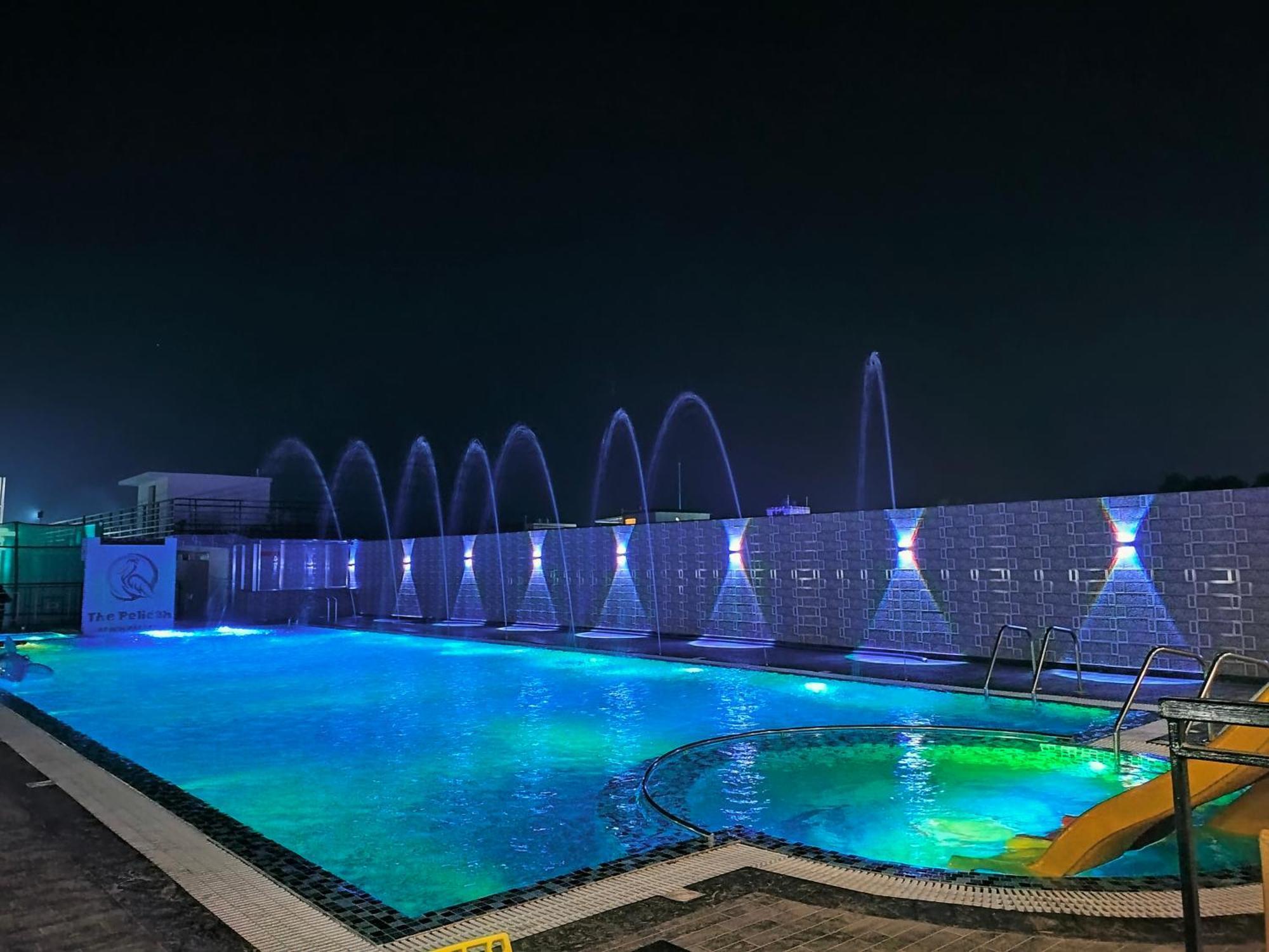 The Pelican Beach Resort Мандармані Екстер'єр фото